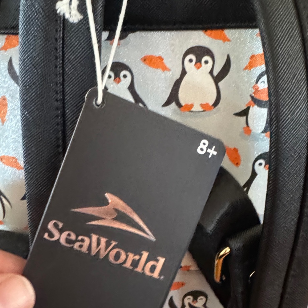 SeaWorld exclusive penguin AOP Hard Tag Loungefly NWT - Picture 3 of 4